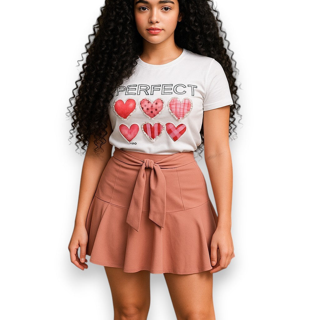 Falda con volantes y short incluido con lazo ajustable