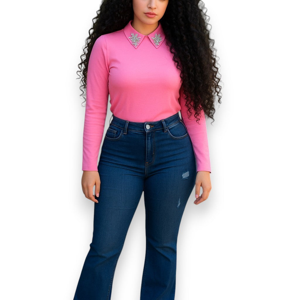 Blusa manga larga con cuello de pedrería – Estilo elegante
