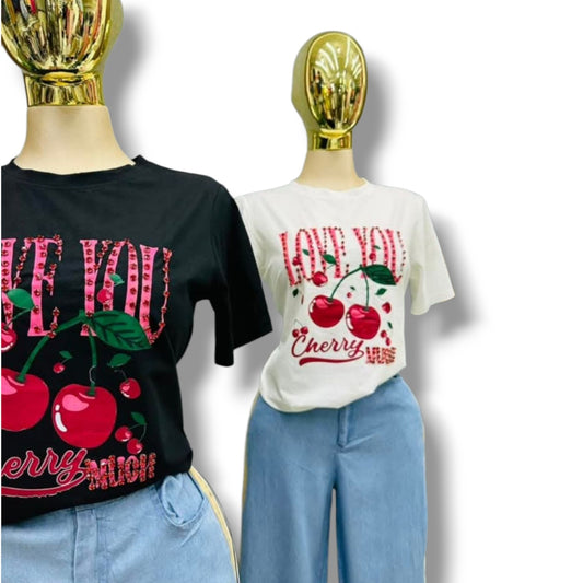 Playera de cuello redondo con apliques de piedras remachadas