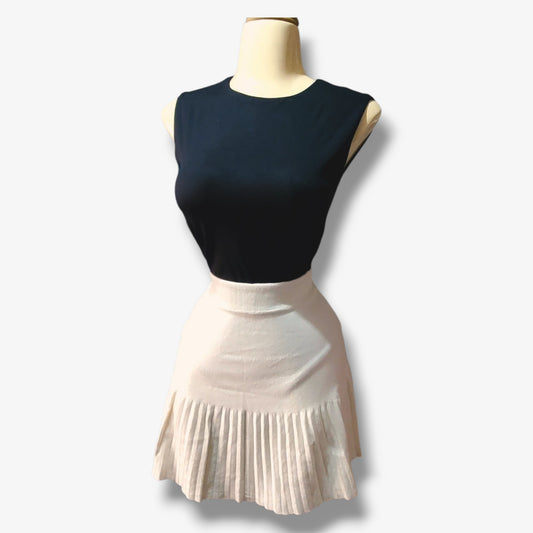 Falda plisada estilo clásico y moderno