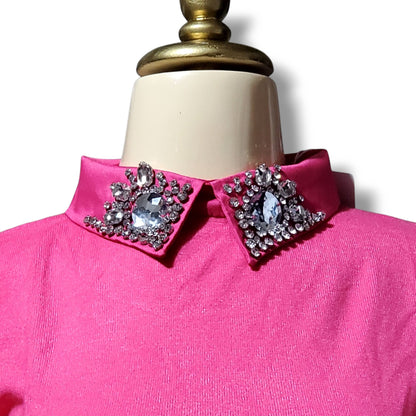 Blusa manga larga con cuello de pedrería – Estilo elegante
