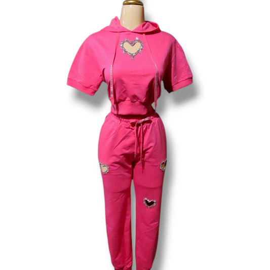 Conjunto juvenil con recortes de corazón y pedrería – Manga corta con capucha