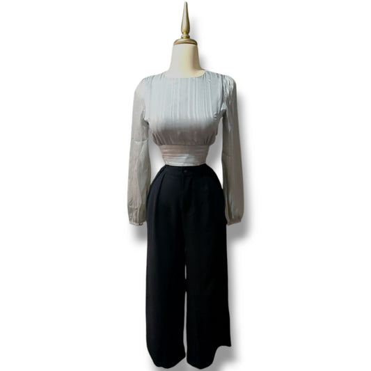Blusa de manga larga abullonada con escote en espalda y lazo en cintura