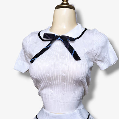 Conjunto acanalado con blusa y falda plisada – Cuello Peter Pan con moño removible