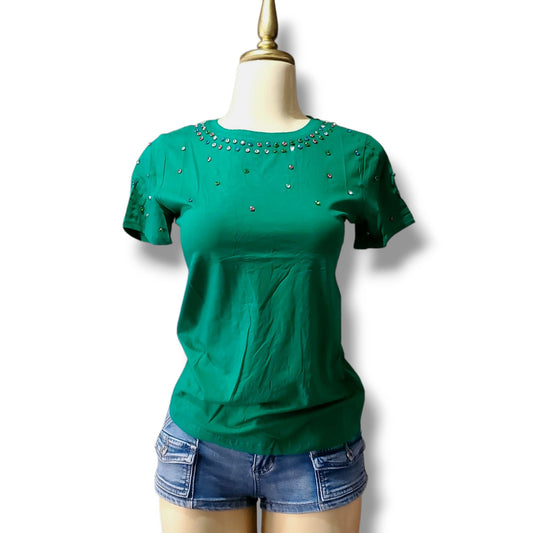 Camiseta de manga corta con pedrería multicolor