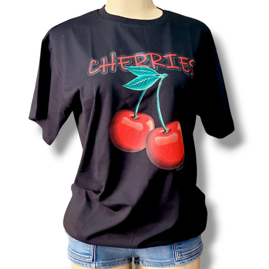 Playera con estampado de cerezas – Talla oversize disponible