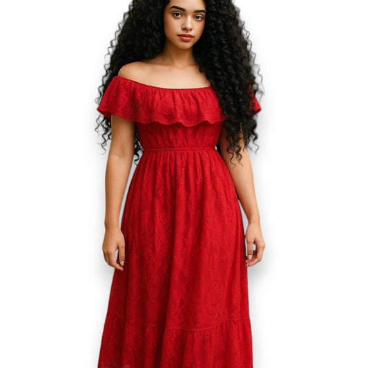 Vestido maxi de encaje con hombros descubiertos y abertura lateral