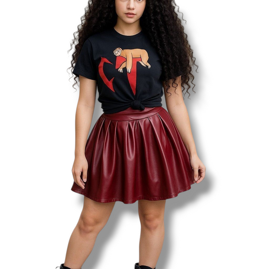 Conjunto con falda de vinipiel y playera – Estilo juvenil con short incluido