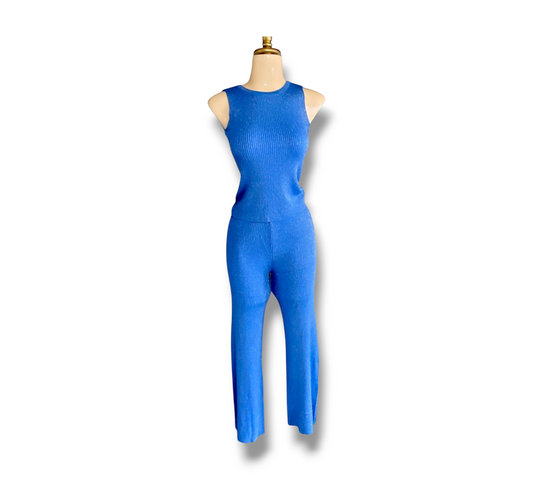 Conjunto de blusa sin mangas y pantalón – Escote en espalda con collar desmontable