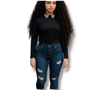 Blusa manga larga con cuello de pedrería – Estilo elegante